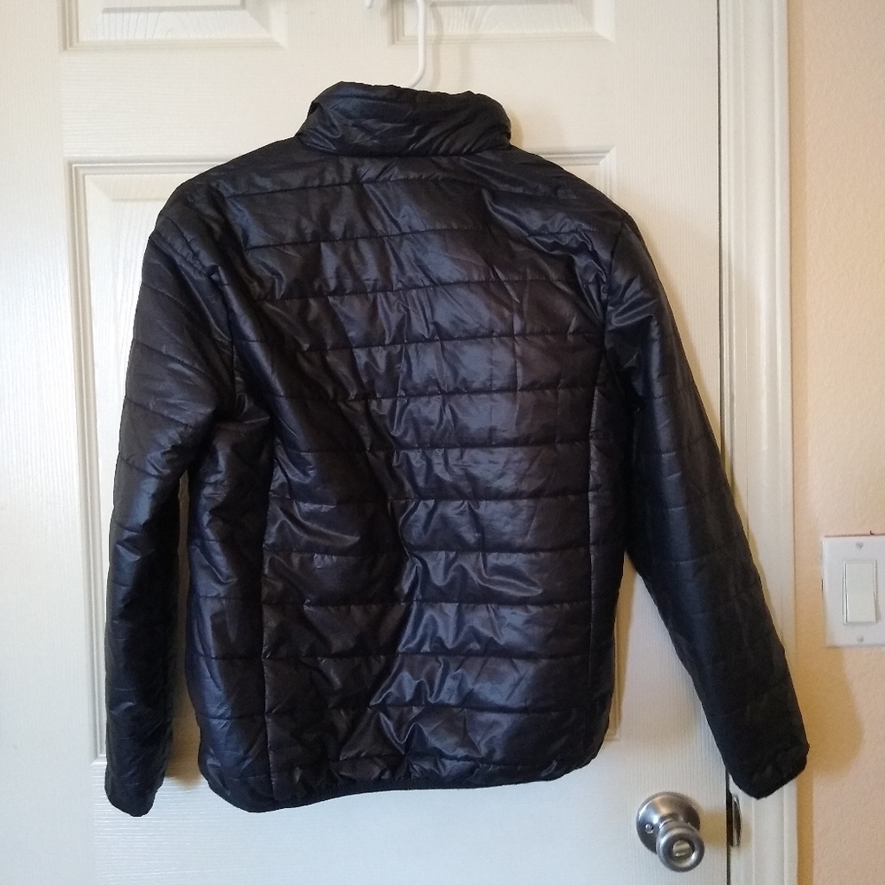 Basic black puffer jacket - Picture 2 of 3